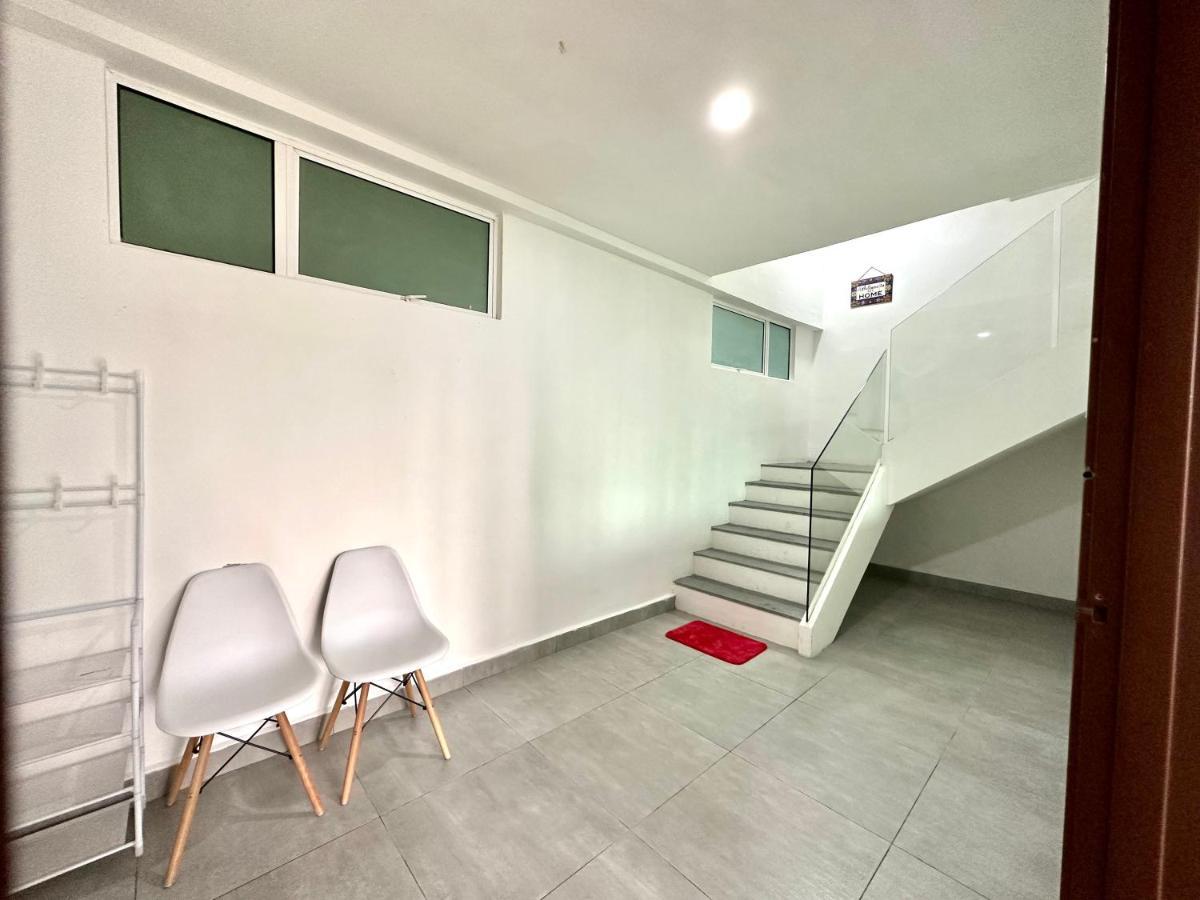Springfield 3-Storey Cheerful Townhouse #Yoyo Homestay SDK Exterior photo